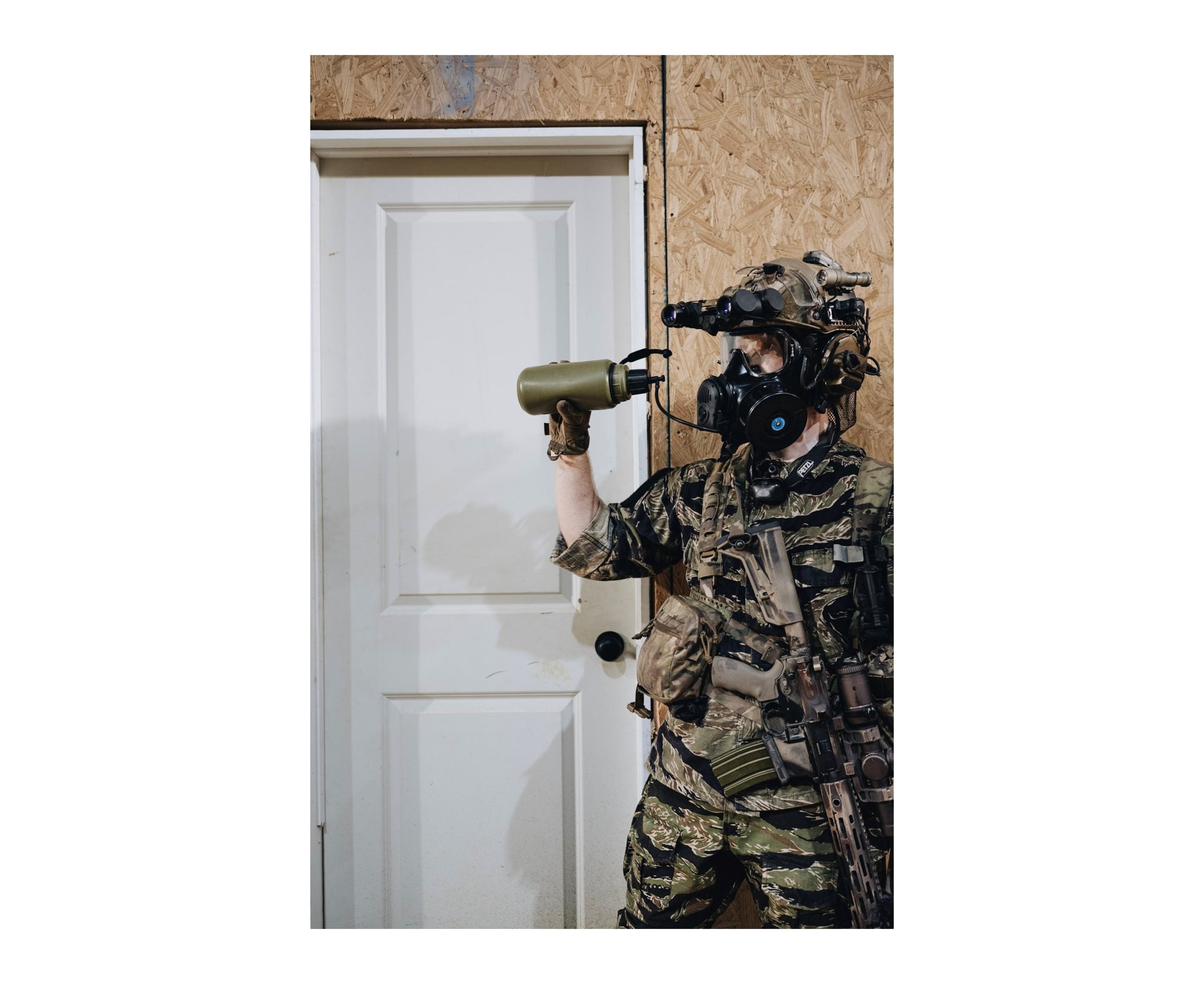 Tacvalve MODCAN QUICKSHOT 1QT - Operationally Proven Tactical