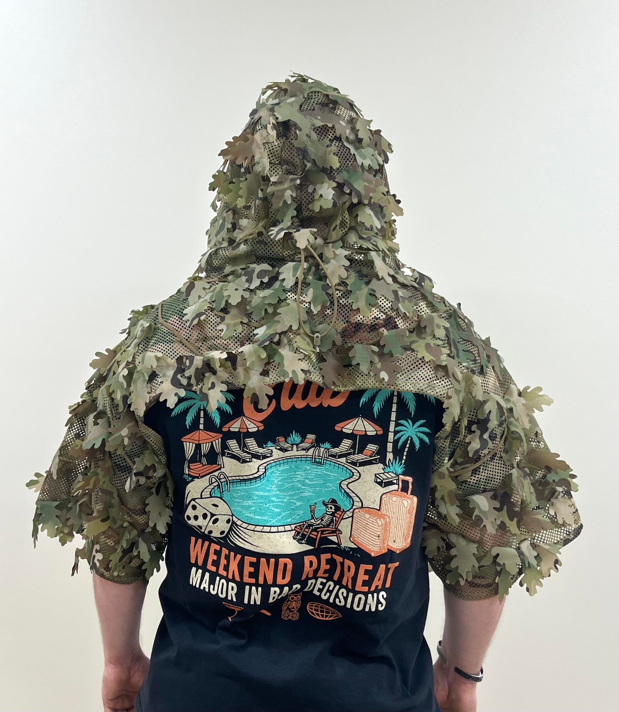 Twin Needle Leaf Suit with Hood - Image 4